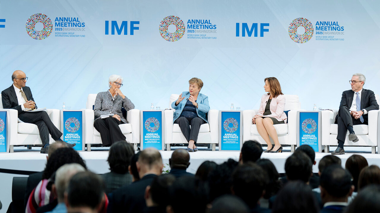 How Federal Reserve Decisions Ripple Across Global Financial Markets